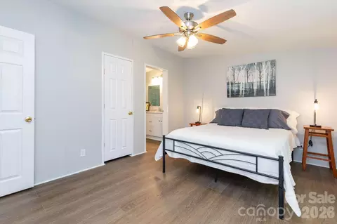 Bedroom - 61 Blue Mountain Rd, Fairview, NC 28730 photo 1 of 3