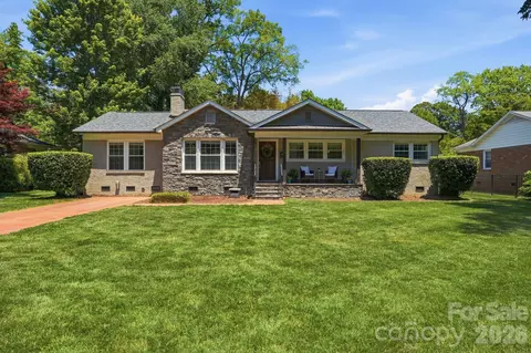 5623 Wedgewood Dr, Charlotte, NC 28210
