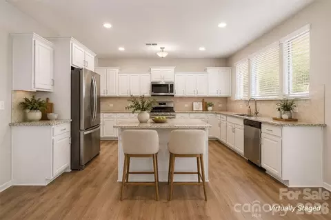 2120 Katie Alice Cir, Waxhaw, NC 28173