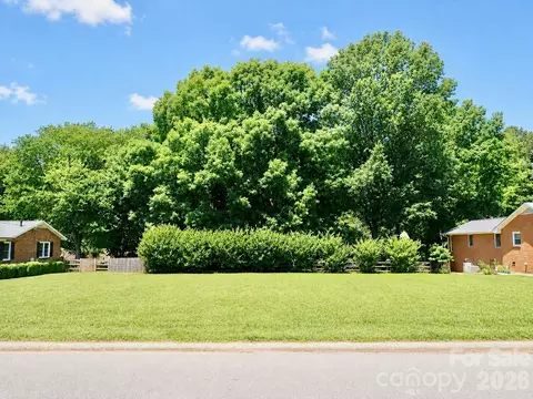 19832 Floral Ln, Cornelius, NC 28031