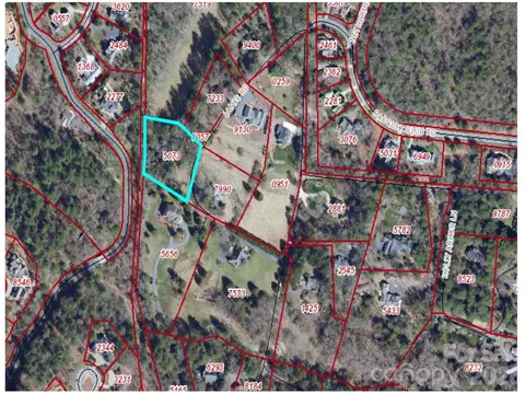 99999 Lance Rd, Asheville, NC 28803