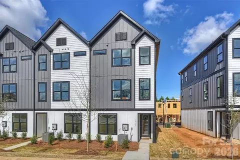 10721 Mallard Creek Rd, Charlotte, NC 28262