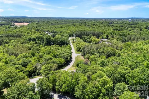 View/Area - 959 Wendover Heights Dr, Shelby, NC 28150 photo 2 of 4