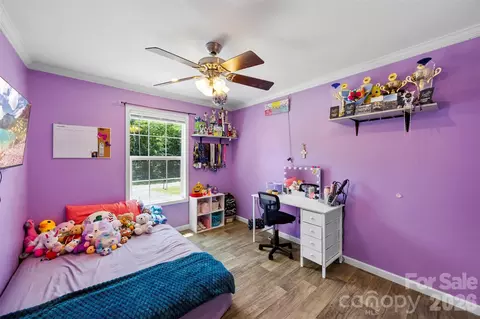Bedroom - 959 Wendover Heights Dr, Shelby, NC 28150 photo 6 of 9