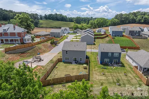 8 Madelyn Dr, Clyde, NC 28721 photo 34