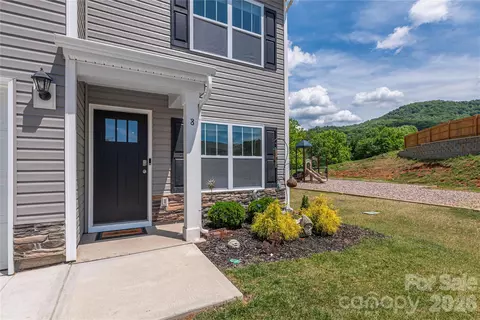 8 Madelyn Dr, Clyde, NC 28721 photo 5