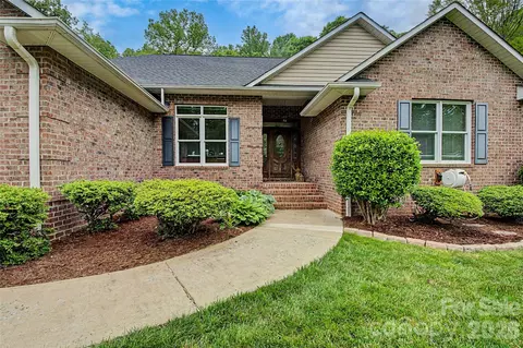 293 Bent Tree Dr, Rutherfordton, NC 28139