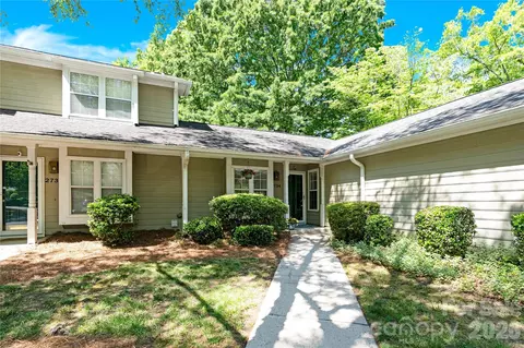 2734 Tiergarten Ln, Charlotte, NC 28210