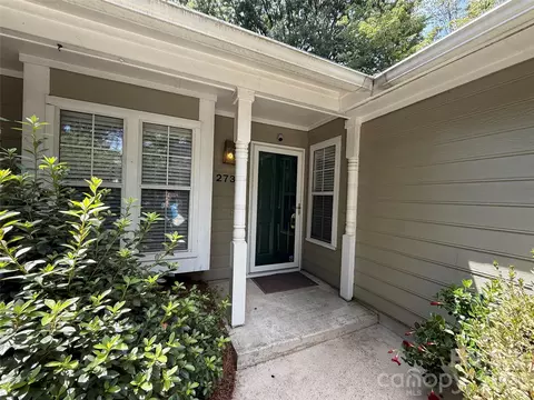 2734 Tiergarten Ln, Charlotte, NC 28210