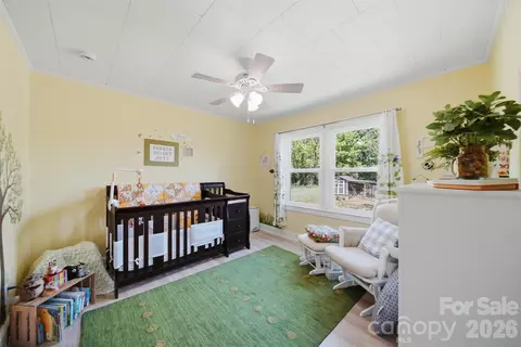 Bedroom - 122 Settlemyre Rd, Morganton, NC 28655 photo 5 of 7