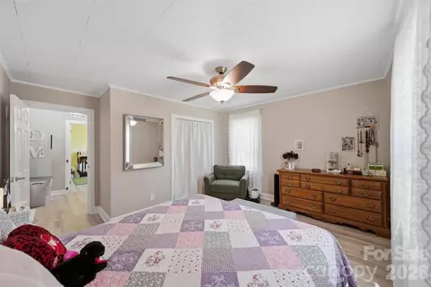 Bedroom - 122 Settlemyre Rd, Morganton, NC 28655 photo 4 of 7