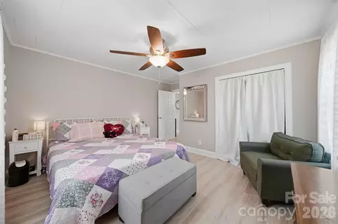 Bedroom - 122 Settlemyre Rd, Morganton, NC 28655 photo 3 of 7