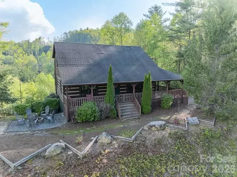 197 Woodby Ridge Rd, Vilas, NC 28692