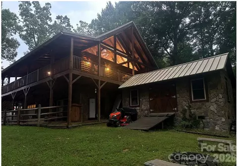 25 Theresa Terrace Rd, Nebo, NC 28761