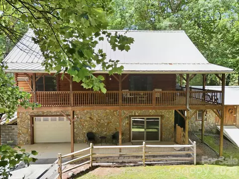 25 Theresa Terrace Rd, Nebo, NC 28761