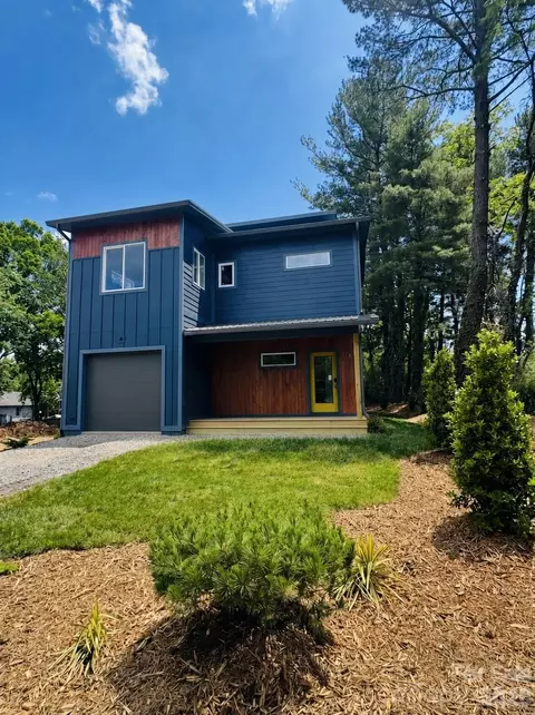 14 Da Vinci Ct, Asheville, NC 28806