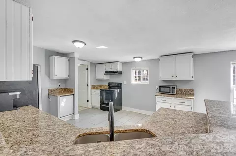 4790 Kent St, Maiden, NC 28650