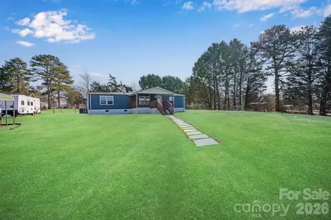 4790 Kent St, Maiden, NC 28650