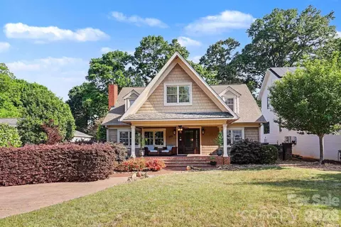 2215 Hassell Pl, Charlotte, NC 28209