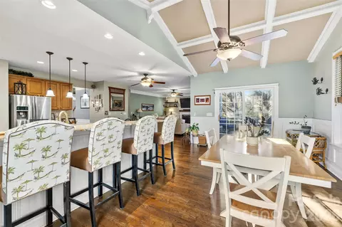 7453 Mountain Ridge Dr, Stanley, NC 28164