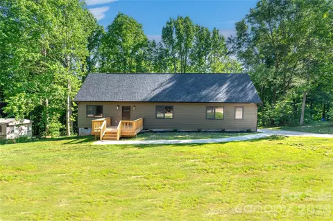 3425 Mission Trl, Lincolnton, NC 28092