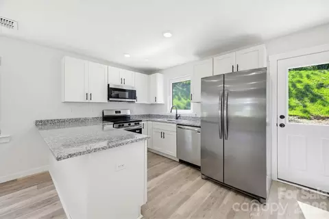 701 2nd Street Sw Pl SW, Conover, NC 28613 photo 9