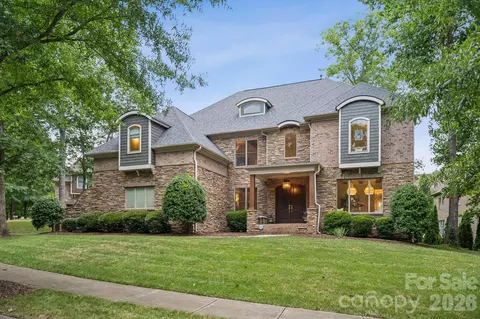 3519 Mcpherson St, Waxhaw, NC 28173