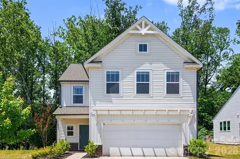 2501 Andes Dr, Statesville, NC 28625