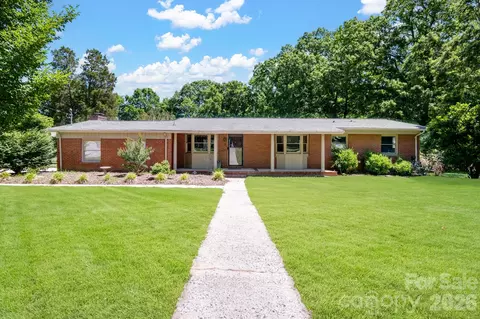 624 Patricia Ave, Harrisburg, NC 28075