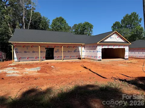 618 Central 1 Dr #1, Statesville, NC 28677