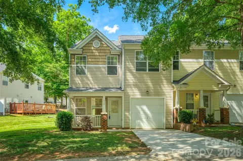 336 Doughton Ln, Charlotte, NC 28217