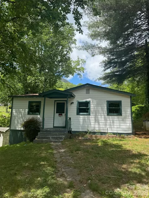 1669 Fisher Creek Rd, Sylva, NC 28779