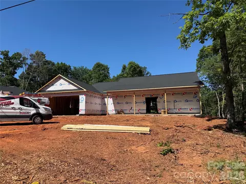 612 Central 2 Dr #2, Statesville, NC 28677