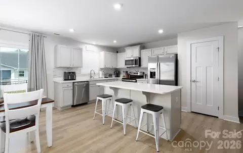 Kitchen - 329 Damask Dr, Lancaster, SC 29720 photo 1 of 3