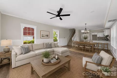 2406 Newland Rd, Charlotte, NC 28216