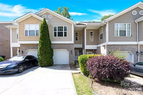 117 Sherman Oaks Ln, Mooresville, NC 28115