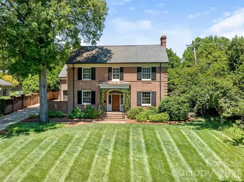 714 Edgehill N Rd N, Charlotte, NC 28207