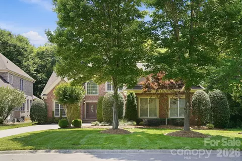 11649 James Richard Dr, Charlotte, NC 28277