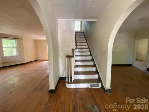 Entry Way - 413 Rice St, Hamlet, NC 28345 photo 1 of 3