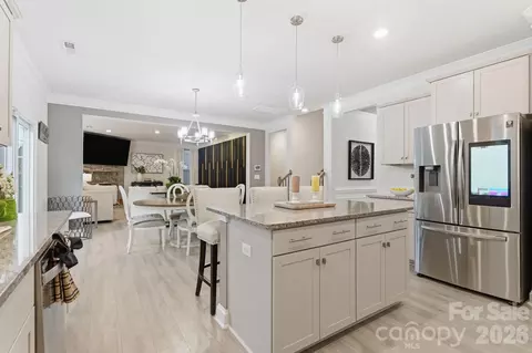 108 W Northstone Rd, Mooresville, NC 28115