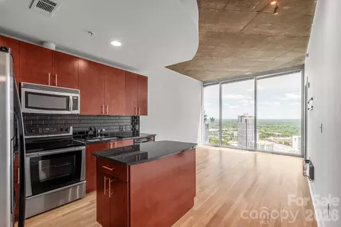 210 N Church 3111 St #3111, Charlotte, NC 28202