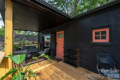 17 Springdale Ave, Asheville, NC 28803