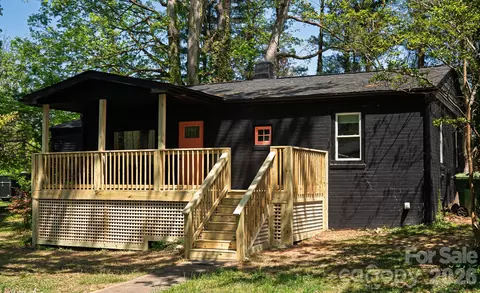 17 Springdale Ave, Asheville, NC 28803