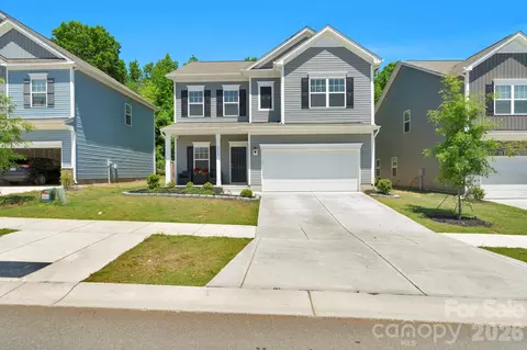 6028 Gala Ln, Charlotte, NC 28215