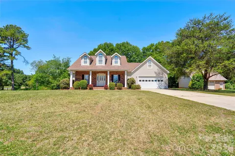 103 Whitetail Dr, Shelby, NC 28152