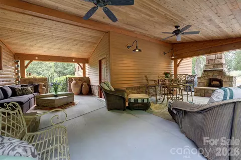 Exterior - 15425 E Rocky River Rd, Davidson, NC 28036 photo 4 of 8
