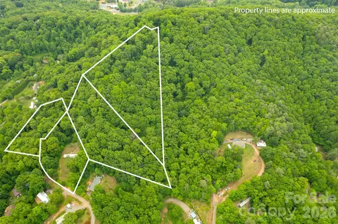 30 Gertrude Ln, Candler, NC 28715