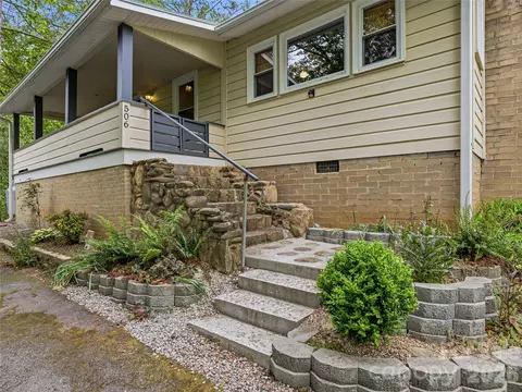506 Johnston School Rd, Asheville, NC 28806