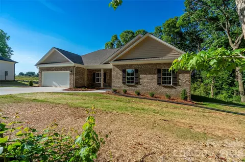 Exterior - 3004 Buffet Ln, Monroe, NC 28110 photo 2 of 4
