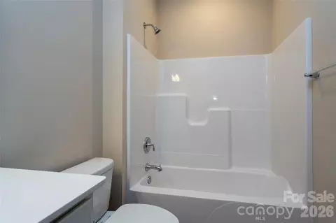 Bath - 3004 Buffet Ln, Monroe, NC 28110 photo 6 of 6